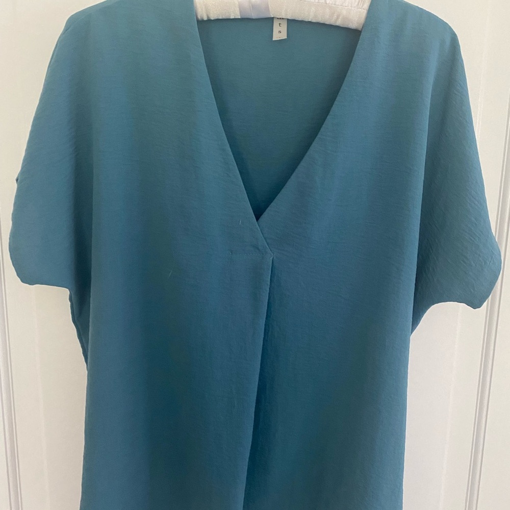 MTS Green Short Sleeve Relaxed Blouse